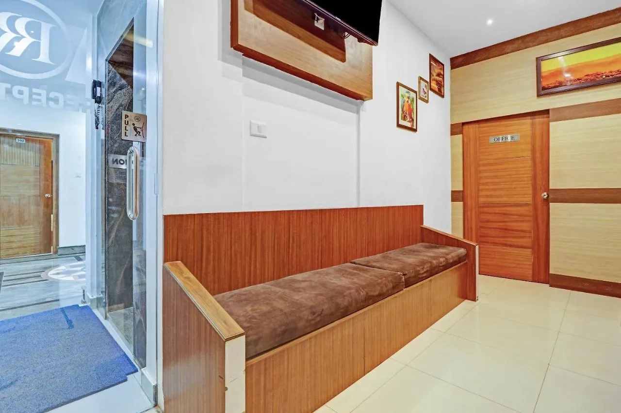 Capital O 84384 Vasanth Vihar 3*, Kannur
